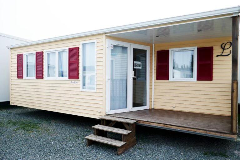 Camping Albergue Tau Hotel San Jose  Exterior photo